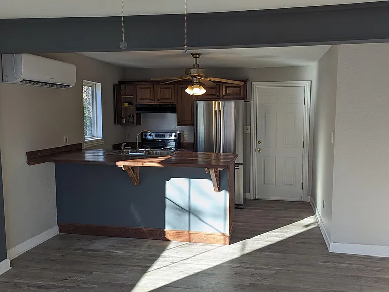 1214 Sims Ave — Photo 18