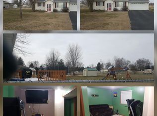 9020 Ewing Ln, Thomson, IL 61285