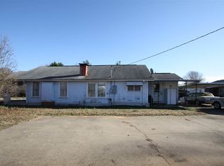 580 E Darby Rd, Taylors, SC 29687