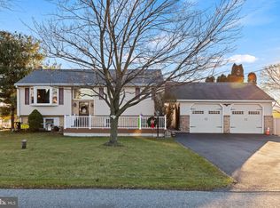 440 Fairview Rd, Manheim, PA 17545