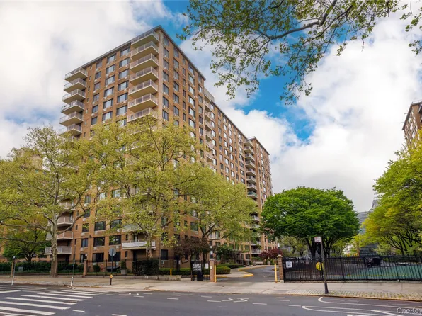 195 Willoughby Avenue #909, Brooklyn, NY 11205