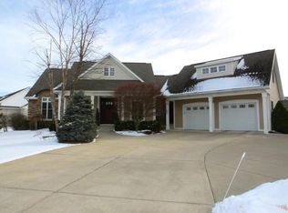 7642 Hidden Lake Dr, Hudsonville, MI 49426