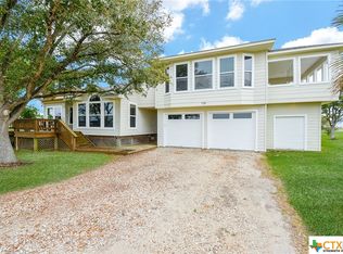 115 Calumet Dr, Palacios, TX 77465