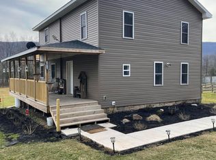 7075 Creek Rd, Millmont, PA 17845