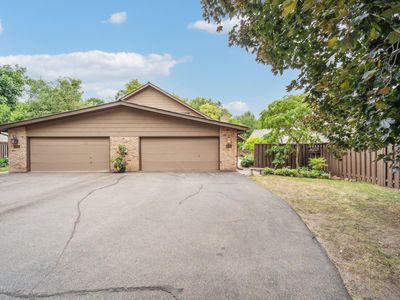 17910 Brigham Trl, Wayzata, MN, 55391