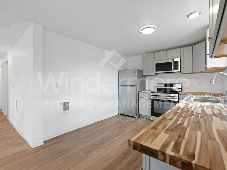 1804 E Liberty Ave — Photo 6