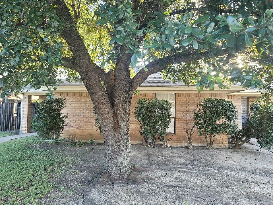 1st image of 2422 Sherry St #24