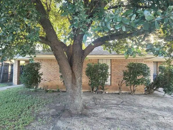 2422 Sherry St #24, Arlington, TX 76014