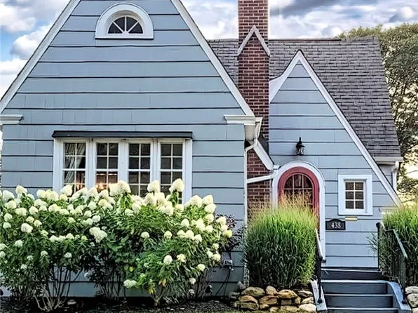 438 Beverly Dr, Erie, PA 16505