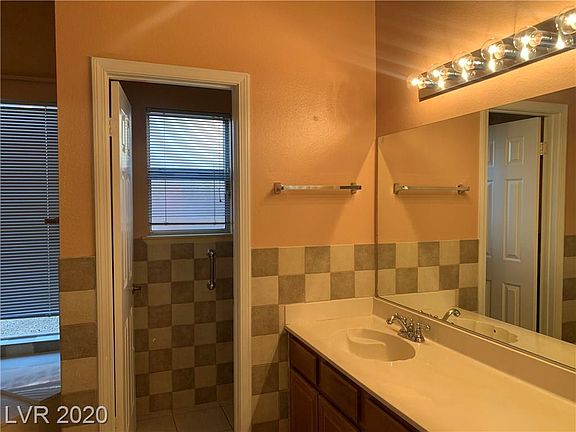 5th image of 8909 Silvagni Dr