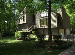 2890 Manitoba Ct, Marietta, GA 30062