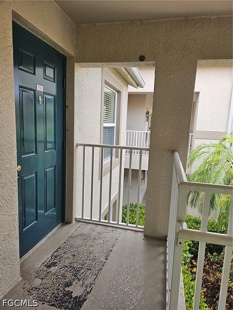 2 bed, 2.0 bath, 1160 sqft, $1,600 — Photo 3