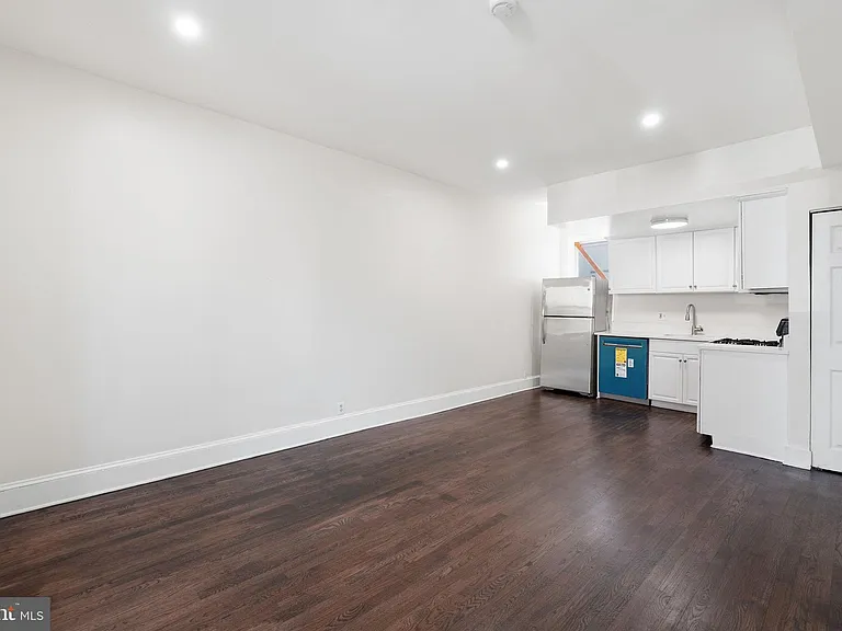 1038 6th St NE #101 — Photo 7