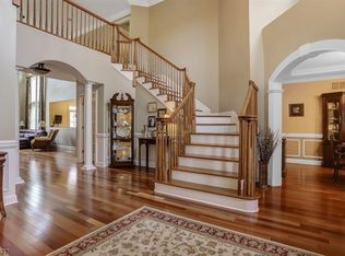 8 Lara Pl #105, Warren, NJ 07059