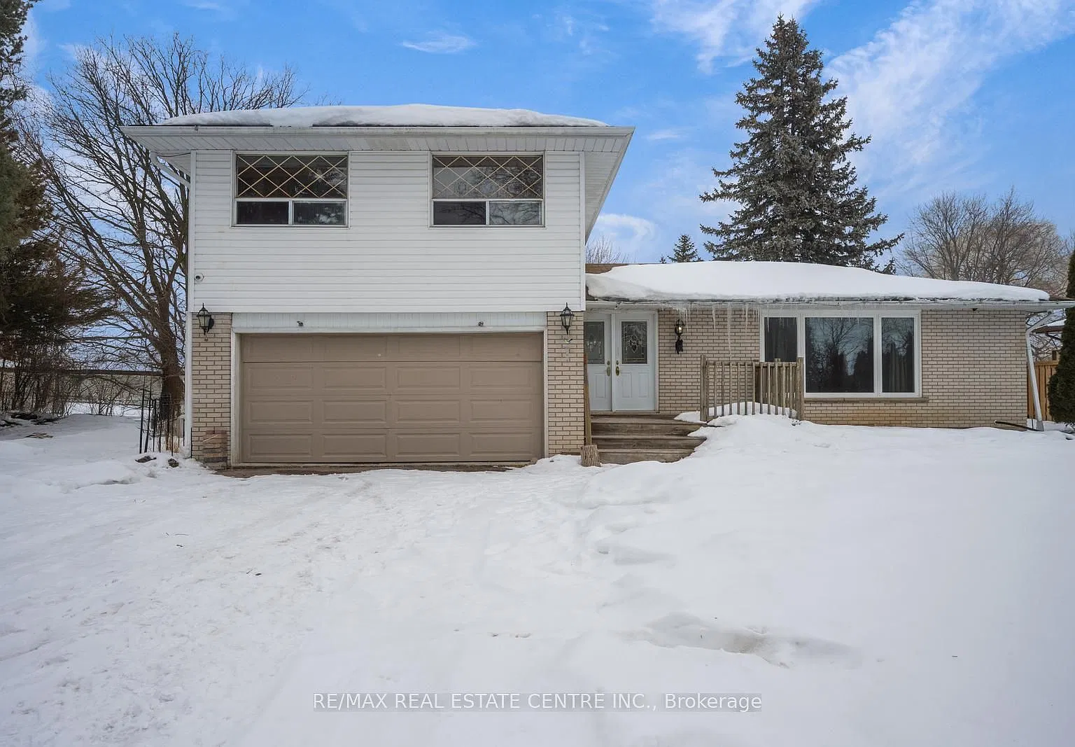4 bed, $3,495 — Photo 1