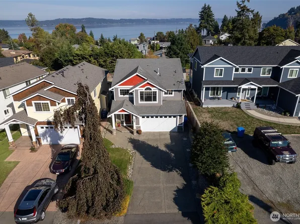 409 Wana Wana Place NE, Tacoma, WA 98422