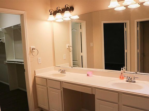 2nd image of 2212 Valley Blossum Ln