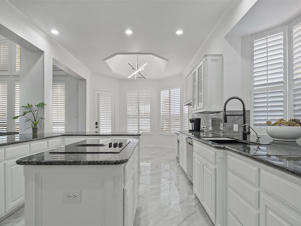 1st image of 5704 Eaglebend Dr