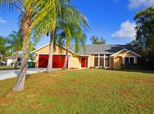 286 SW Bedford Rd, Port Saint Lucie, FL 34953