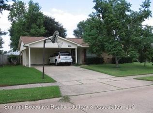 2111 Gen. Mouton Dr, Bossier City, LA 71112