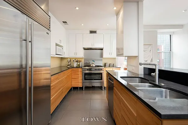 Sold by Town Residential | media 18
