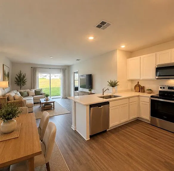 4229 Evernia Rd — Photo 5