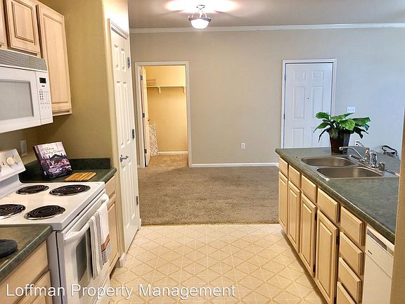 5th image of 501 Gibson Dr APT 2012