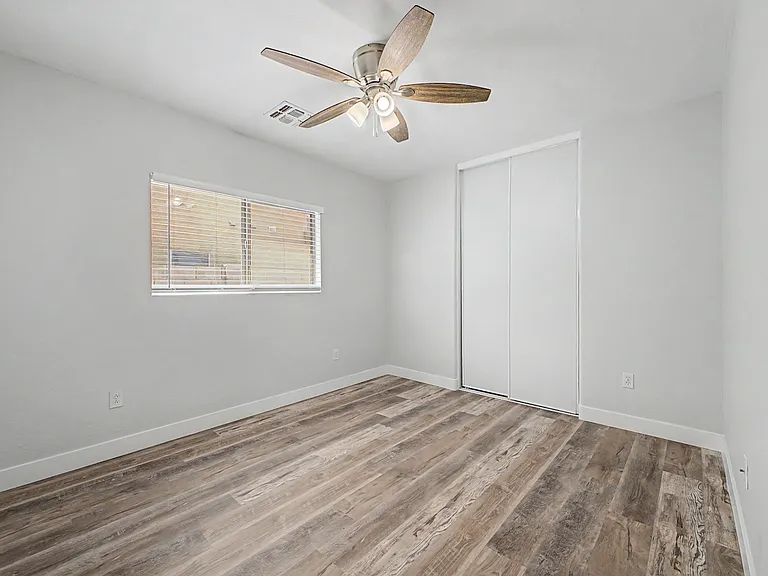 2423 E Winged Foot Dr — Photo 15