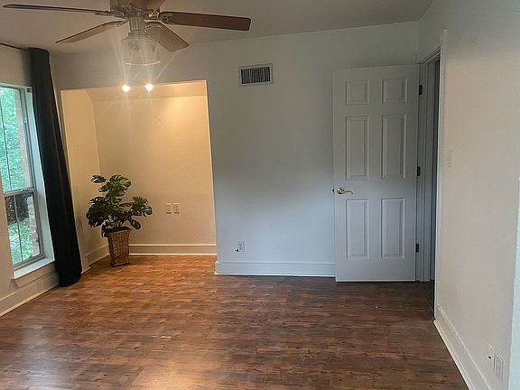5th image of 1506 Chisholm Trl