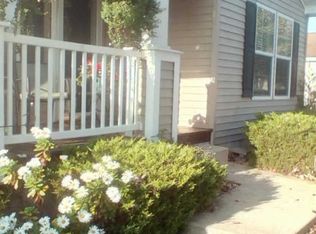 136 Random Rd, Douglassville, PA 19518