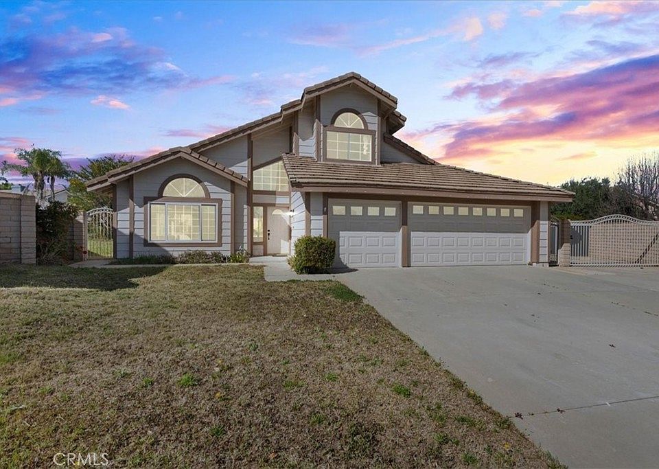 1st image of 120 Sandpoint Ln