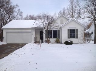 101 N Villamere Dr, Dowagiac, MI 49047