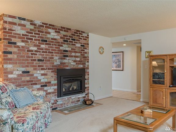 2nd image of 3664 Tahoma Pl W