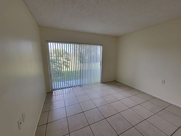 3rd image of 1101 Benoist Farms Rd 106 #106