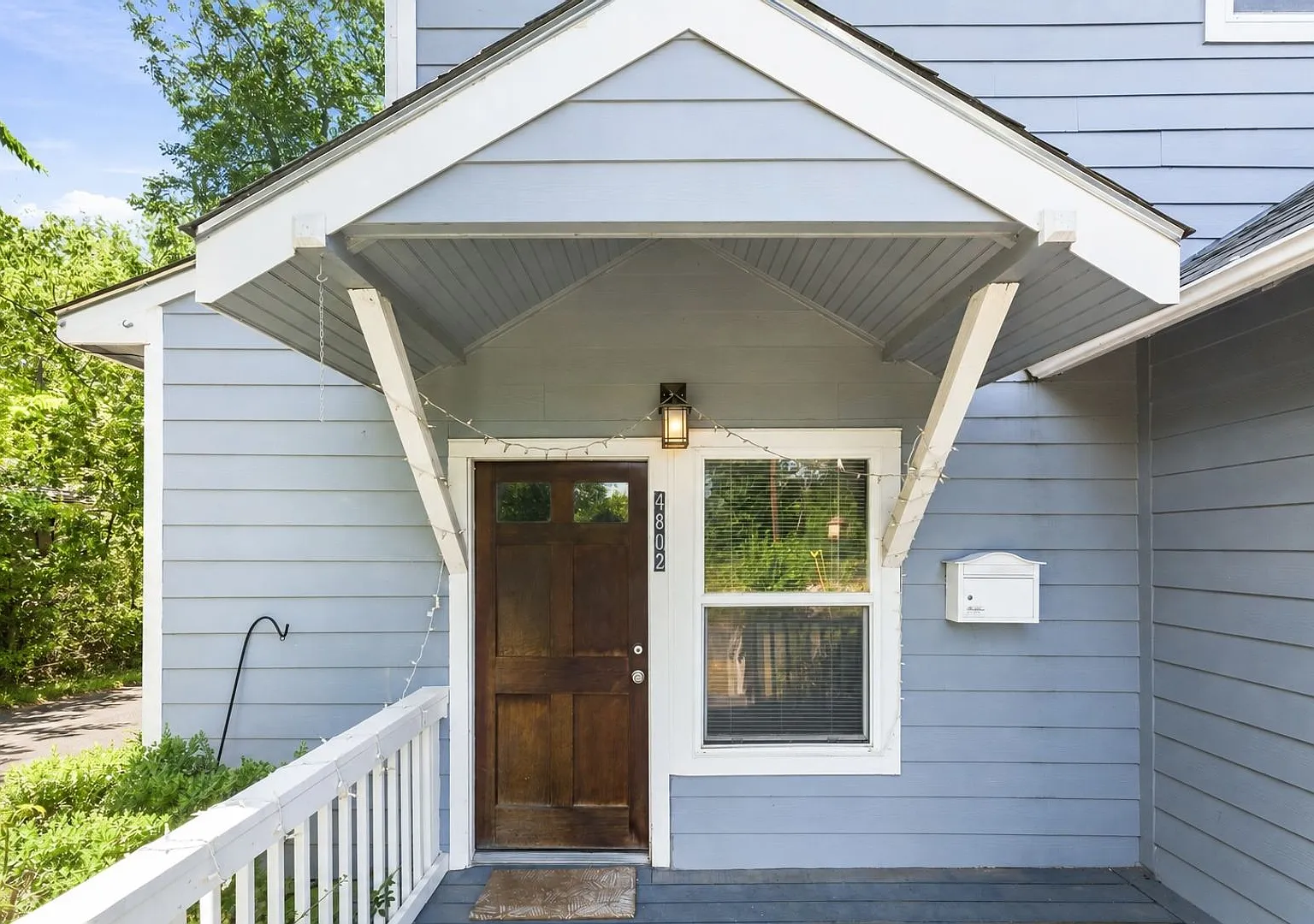 Ut Pre-Lease: North Campus 6 Bed / 3 Bath Remodel, High-End Kitchen Features Ss Appliances, Wood ... — Photo 4