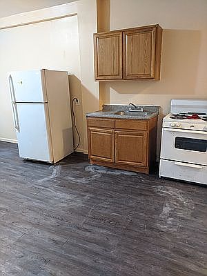 3rd image of 214 E 168th St APT A7