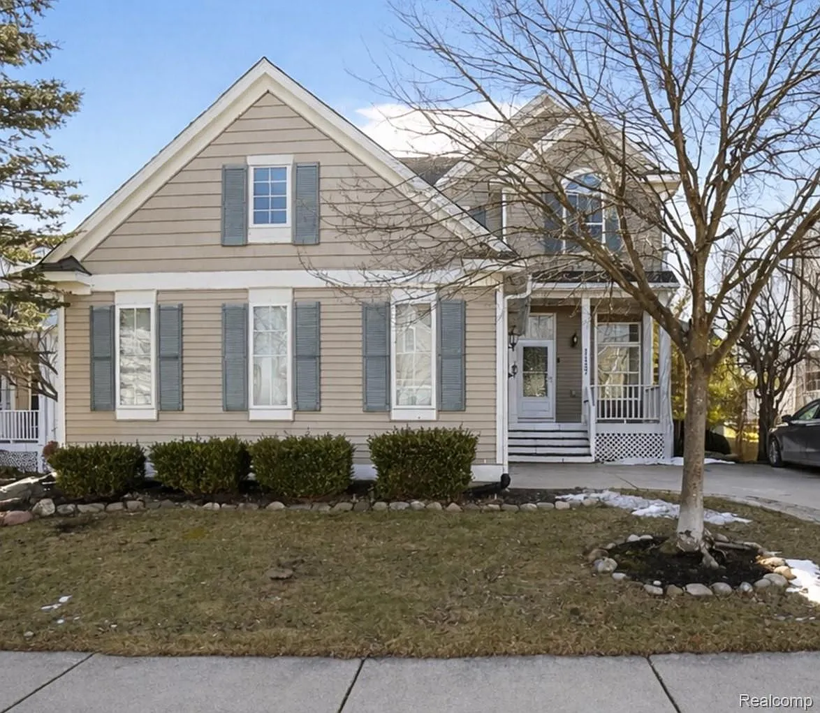 1137 Hudson Dr photo 1