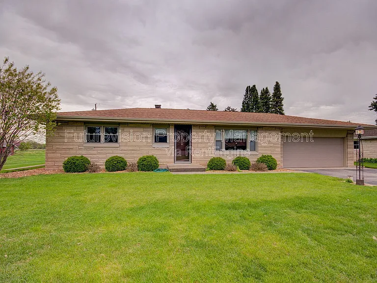 22451 S Carrie Ave — Photo 1