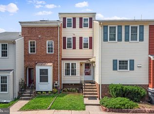 4227 Moselle Dr, Chantilly, VA 20151