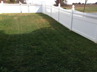 244 Country Ridge Dr, Red Lion, PA 17356