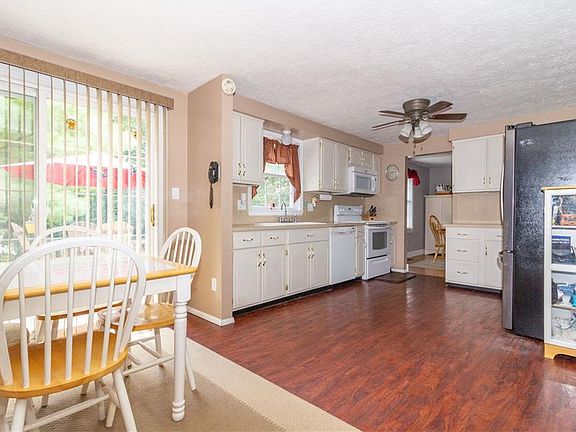 5th image of 6119 Thrushwood Cir