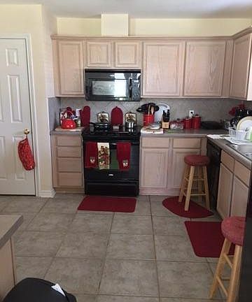 3rd image of 17504 Rosemont Dr