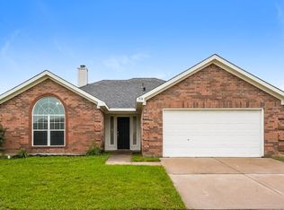 7110 Myna Dr, Arlington, TX 76002