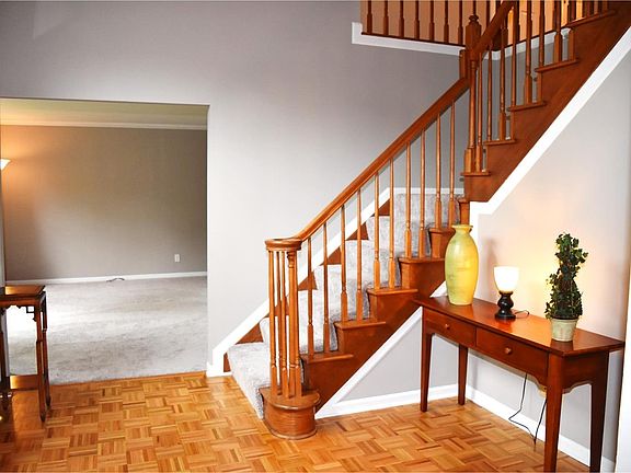 4th image of 7215 Anderson Woods Dr