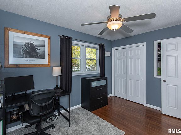 5th image of 2702 Holly Dr