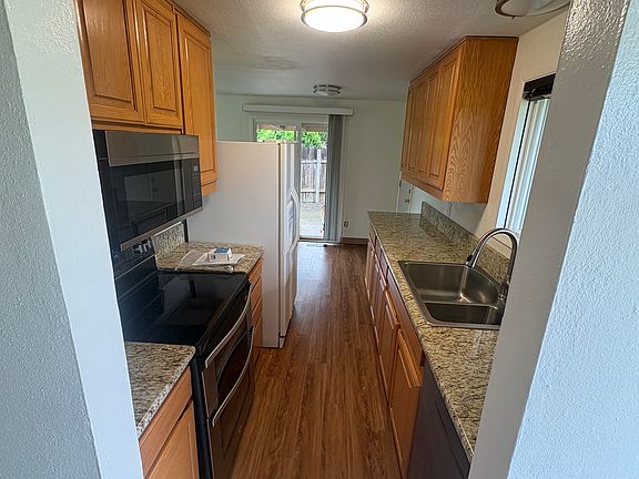 3rd image of 539 38th Ave SE