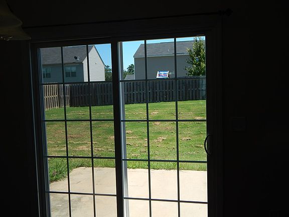 3rd image of 870 Westlawn Dr