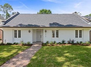 8724 Rosecrest Ln, River Ridge, LA 70123