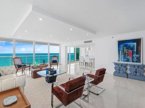3rd image of 3505 S Ocean Boulevard #12n
