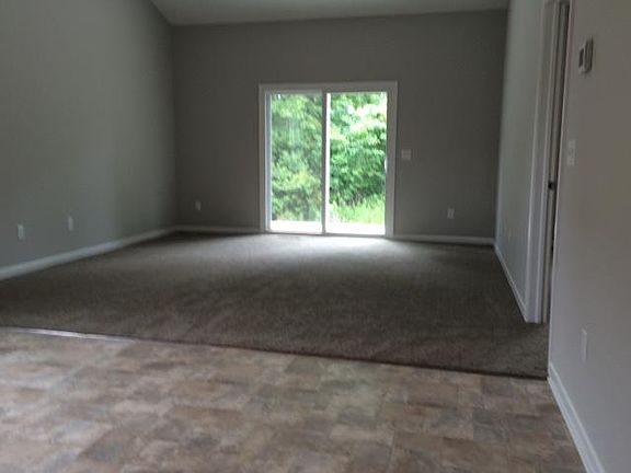3rd image of 222 Stoney Brook Dr